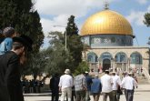 مجموعة من المستوطنين وما يسمى حاخامات الهيكل يقتحمون الأقصى