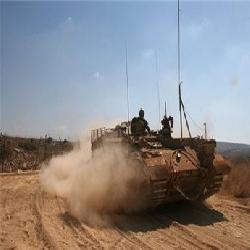              Israeli military vehicles enter Gaza, soldiers open fire at farms